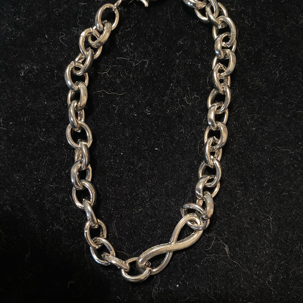 Infinity bracelet - Picture 4 of 5